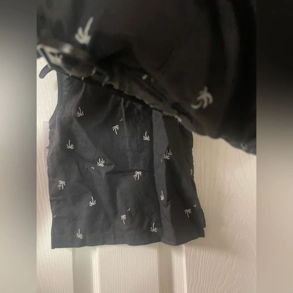 🔴3/$12 Carter's Black Palm Tree Shirt and Shorts set! NWT! Size 3-6 months. - Picture 4 of 4